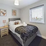Cozy 2-Bed Belfast Apartment